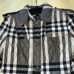 BURBERRY BRIT LIKE NEW AUTHENTIC 100% silk Classic COAT